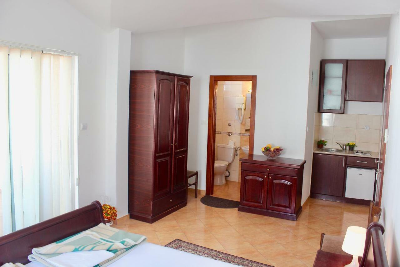 Nir Apartments Budva Kültér fotó